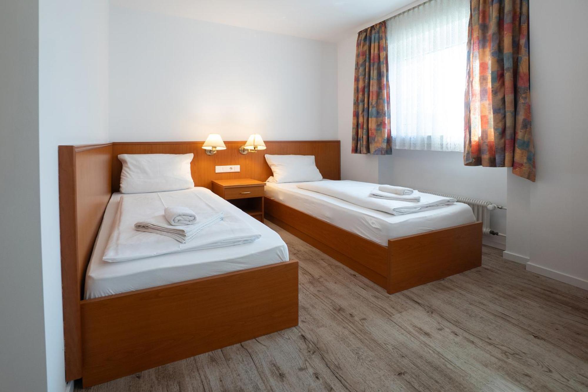 Hotel Zur Post Herne Ngoại thất bức ảnh